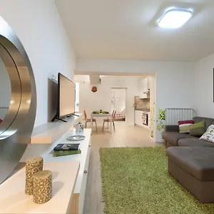Agnolo Garden & Fresh Market Apartment